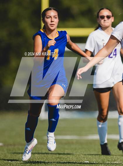 Thumbnail 1 in Elkton vs Aberdeen (Scrimmage) photogallery.