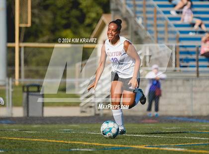 Thumbnail 3 in Elkton vs Aberdeen (Scrimmage) photogallery.