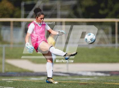 Thumbnail 2 in Elkton vs Aberdeen (Scrimmage) photogallery.