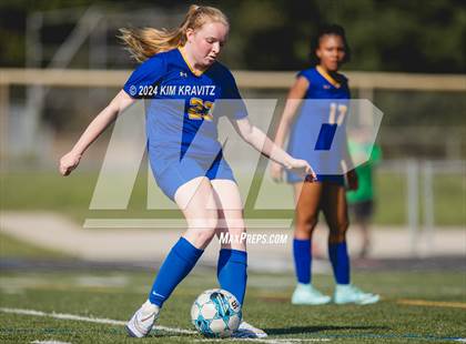 Thumbnail 2 in Elkton vs Aberdeen (Scrimmage) photogallery.