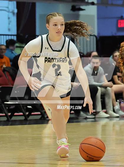 Thumbnail 3 in Pleasantville vs Tuckahoe (Slam Dunk Showcase) photogallery.