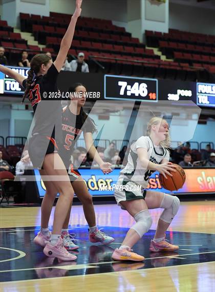 Thumbnail 3 in Pleasantville vs Tuckahoe (Slam Dunk Showcase) photogallery.