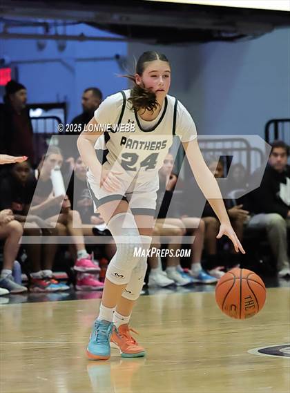 Thumbnail 2 in Pleasantville vs Tuckahoe (Slam Dunk Showcase) photogallery.