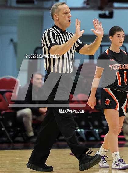 Thumbnail 3 in Pleasantville vs Tuckahoe (Slam Dunk Showcase) photogallery.