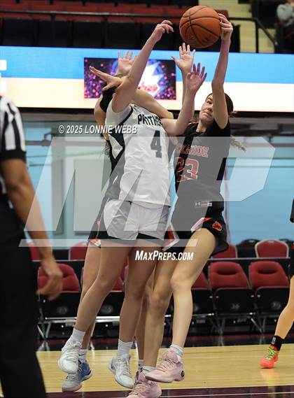Thumbnail 3 in Pleasantville vs Tuckahoe (Slam Dunk Showcase) photogallery.