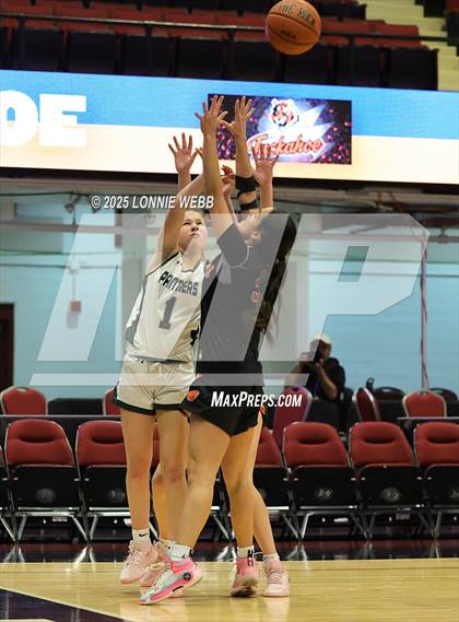 Thumbnail 1 in Pleasantville vs Tuckahoe (Slam Dunk Showcase) photogallery.