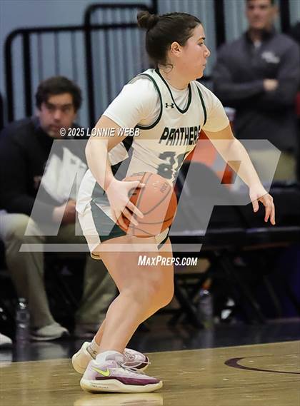 Thumbnail 3 in Pleasantville vs Tuckahoe (Slam Dunk Showcase) photogallery.