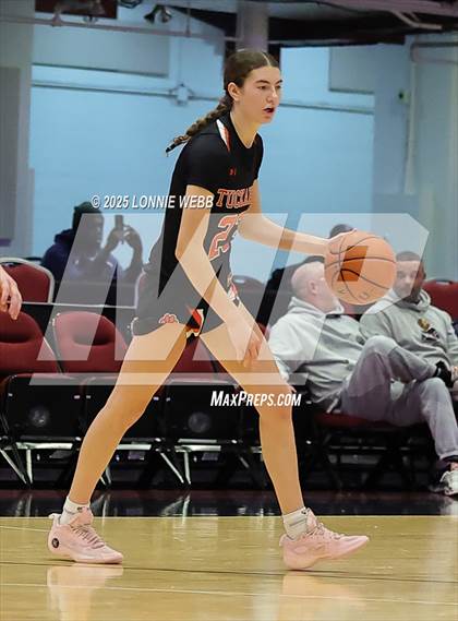 Thumbnail 3 in Pleasantville vs Tuckahoe (Slam Dunk Showcase) photogallery.