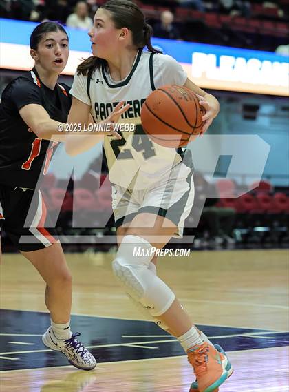Thumbnail 1 in Pleasantville vs Tuckahoe (Slam Dunk Showcase) photogallery.