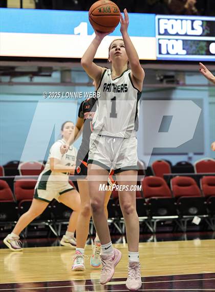 Thumbnail 3 in Pleasantville vs Tuckahoe (Slam Dunk Showcase) photogallery.