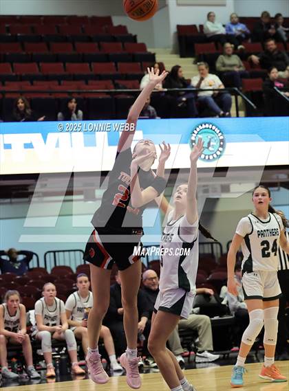 Thumbnail 2 in Pleasantville vs Tuckahoe (Slam Dunk Showcase) photogallery.