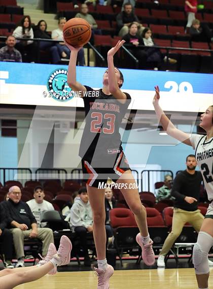 Thumbnail 2 in Pleasantville vs Tuckahoe (Slam Dunk Showcase) photogallery.