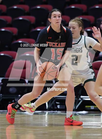 Thumbnail 2 in Pleasantville vs Tuckahoe (Slam Dunk Showcase) photogallery.
