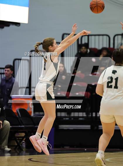 Thumbnail 3 in Pleasantville vs Tuckahoe (Slam Dunk Showcase) photogallery.