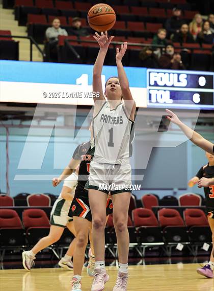 Thumbnail 1 in Pleasantville vs Tuckahoe (Slam Dunk Showcase) photogallery.