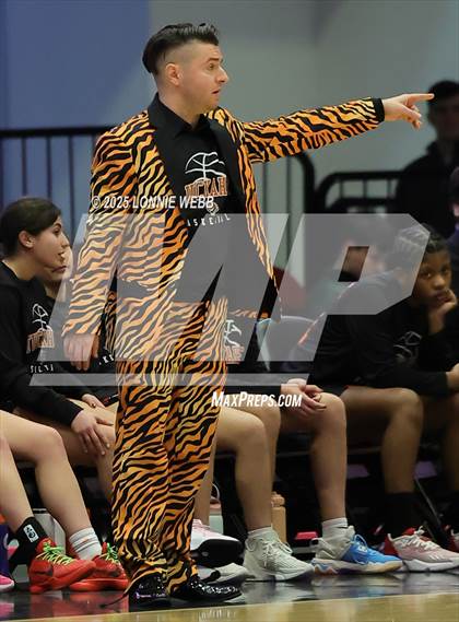Thumbnail 2 in Pleasantville vs Tuckahoe (Slam Dunk Showcase) photogallery.