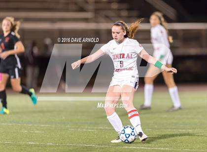 Thumbnail 2 in Whitman-Hanson Regional vs. Central Catholic (MIAA Division 1 Semifinal) photogallery.