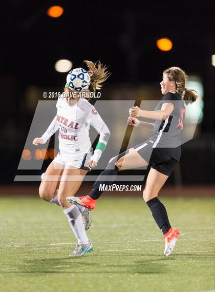 Thumbnail 1 in Whitman-Hanson Regional vs. Central Catholic (MIAA Division 1 Semifinal) photogallery.