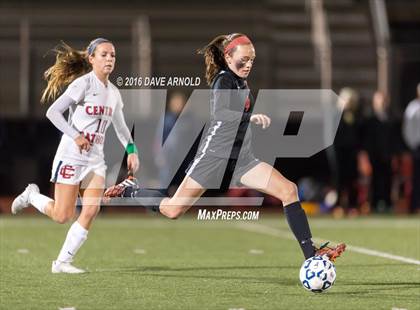 Thumbnail 3 in Whitman-Hanson Regional vs. Central Catholic (MIAA Division 1 Semifinal) photogallery.