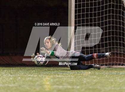 Thumbnail 2 in Whitman-Hanson Regional vs. Central Catholic (MIAA Division 1 Semifinal) photogallery.