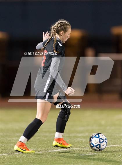 Thumbnail 3 in Whitman-Hanson Regional vs. Central Catholic (MIAA Division 1 Semifinal) photogallery.