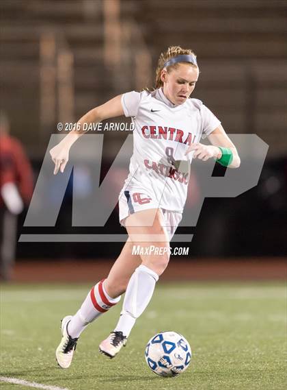 Thumbnail 1 in Whitman-Hanson Regional vs. Central Catholic (MIAA Division 1 Semifinal) photogallery.