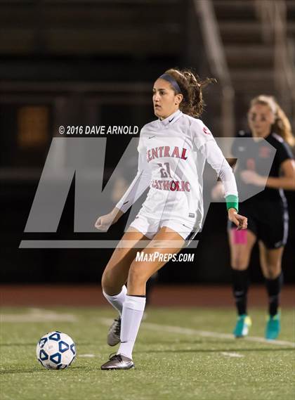 Thumbnail 3 in Whitman-Hanson Regional vs. Central Catholic (MIAA Division 1 Semifinal) photogallery.