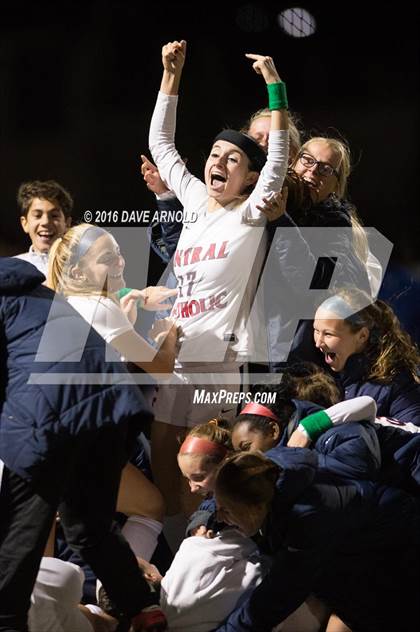 Thumbnail 3 in Whitman-Hanson Regional vs. Central Catholic (MIAA Division 1 Semifinal) photogallery.