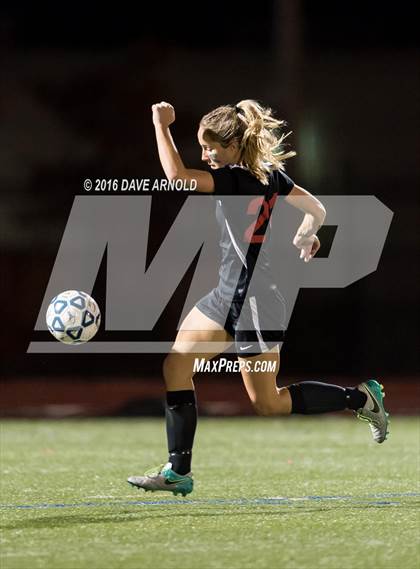 Thumbnail 1 in Whitman-Hanson Regional vs. Central Catholic (MIAA Division 1 Semifinal) photogallery.