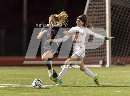 Thumbnail 2 in Whitman-Hanson Regional vs. Central Catholic (MIAA Division 1 Semifinal) photogallery.