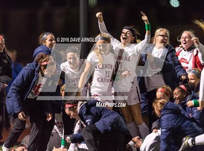 Thumbnail 2 in Whitman-Hanson Regional vs. Central Catholic (MIAA Division 1 Semifinal) photogallery.