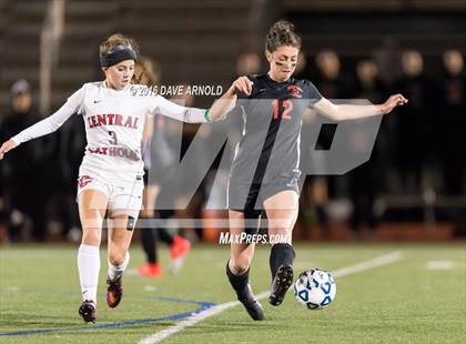 Thumbnail 3 in Whitman-Hanson Regional vs. Central Catholic (MIAA Division 1 Semifinal) photogallery.