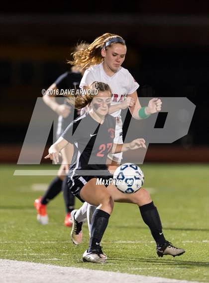 Thumbnail 2 in Whitman-Hanson Regional vs. Central Catholic (MIAA Division 1 Semifinal) photogallery.
