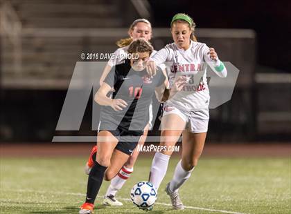 Thumbnail 2 in Whitman-Hanson Regional vs. Central Catholic (MIAA Division 1 Semifinal) photogallery.