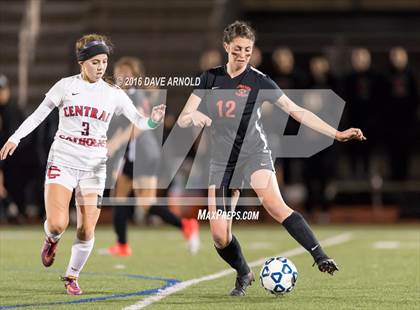 Thumbnail 2 in Whitman-Hanson Regional vs. Central Catholic (MIAA Division 1 Semifinal) photogallery.