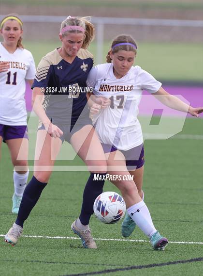 Thumbnail 2 in Bloomington Central Catholic vs. Monticello (IHSA 1A Regional Final) photogallery.