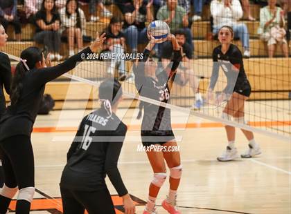 Thumbnail 1 in Tustin vs South Pasadena (CIF SS Div 6 Rnd 1 Playoff) photogallery.
