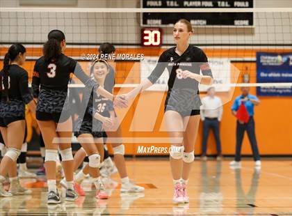 Thumbnail 2 in Tustin vs South Pasadena (CIF SS Div 6 Rnd 1 Playoff) photogallery.