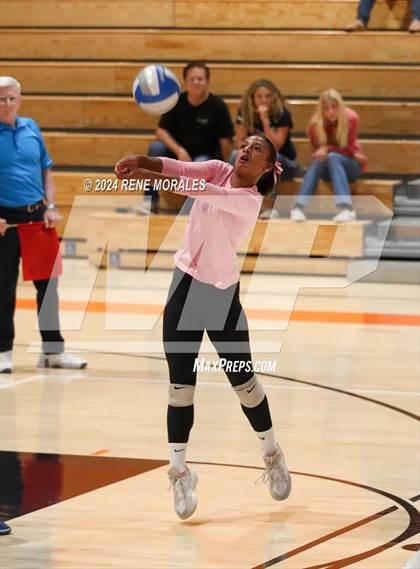 Thumbnail 1 in Tustin vs South Pasadena (CIF SS Div 6 Rnd 1 Playoff) photogallery.