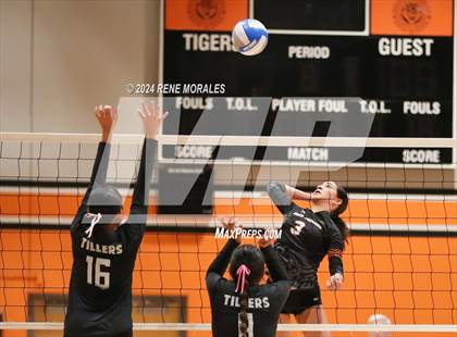 Thumbnail 3 in Tustin vs South Pasadena (CIF SS Div 6 Rnd 1 Playoff) photogallery.