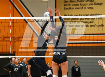 Thumbnail 2 in Tustin vs South Pasadena (CIF SS Div 6 Rnd 1 Playoff) photogallery.