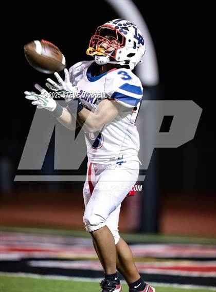 Thumbnail 1 in Las Plumas @ Foothill photogallery.