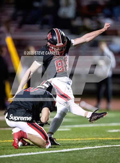 Thumbnail 2 in Las Plumas @ Foothill photogallery.