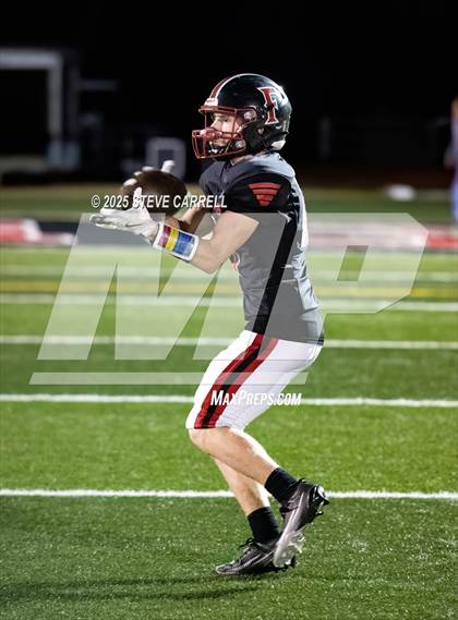 Thumbnail 2 in Las Plumas @ Foothill photogallery.