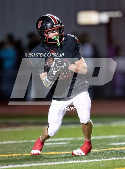 Thumbnail 1 in Las Plumas @ Foothill photogallery.