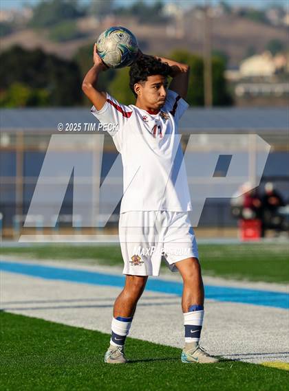 Thumbnail 1 in Esperanza @ Villa Park photogallery.
