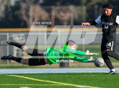 Thumbnail 1 in Esperanza @ Villa Park photogallery.