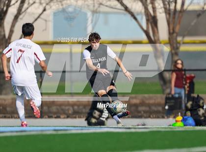 Thumbnail 2 in Esperanza @ Villa Park photogallery.