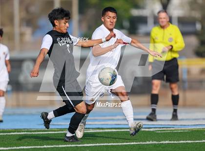 Thumbnail 1 in Esperanza @ Villa Park photogallery.