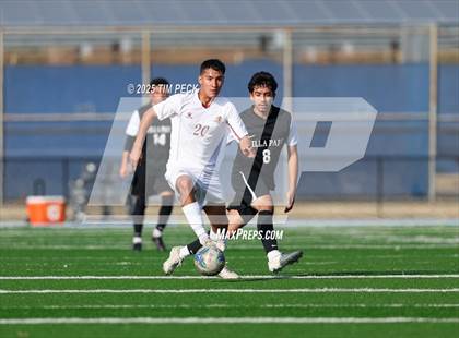Thumbnail 1 in Esperanza @ Villa Park photogallery.